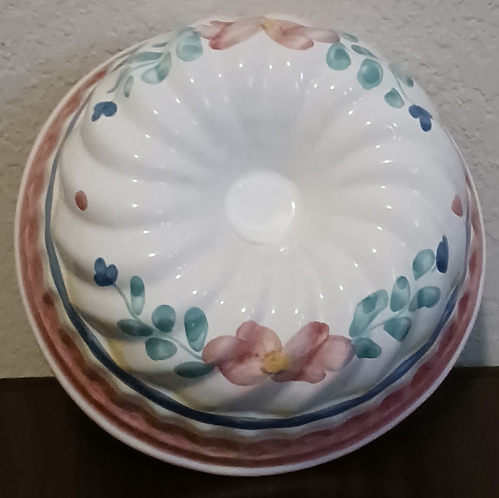 CERAMIC Handpainted Floral BUNDT Cake PAN Made in Italy